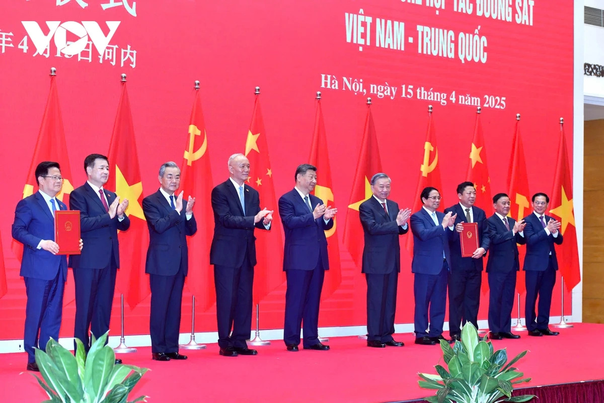 "Hữu nghị và hợp tác luôn là dòng chảy chính của quan hệ Việt – Trung" "Hữu nghị và hợp tác luôn là dòng chảy chính của quan hệ Việt – Trung" ảnh 1