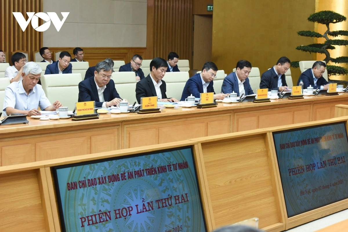 Thủ tướng đề nghị làm rõ các quyền của doanh nghiệp tư nhân - Hình 2 Thu tuong de nghi lam ro cac quyen cua doanh nghiep tu nhan-Hinh-2