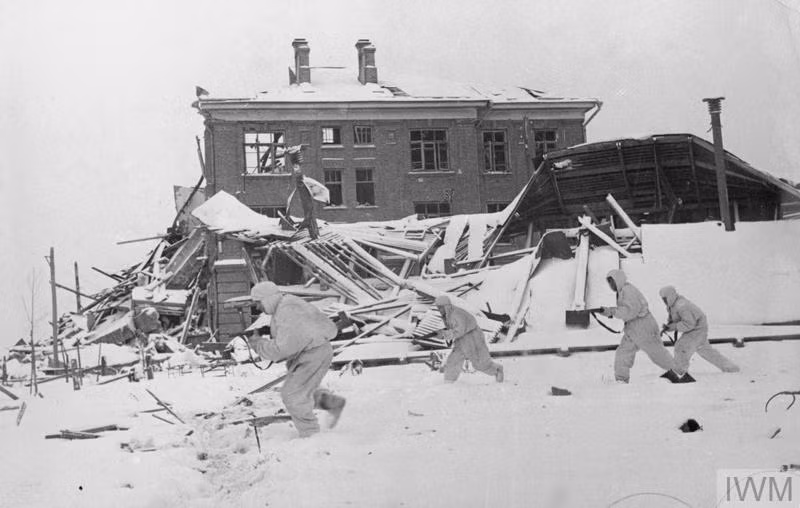 Mua dong dang so khien 3 trieu quan Duc tham bai truoc Lien Xo?-Hinh-4