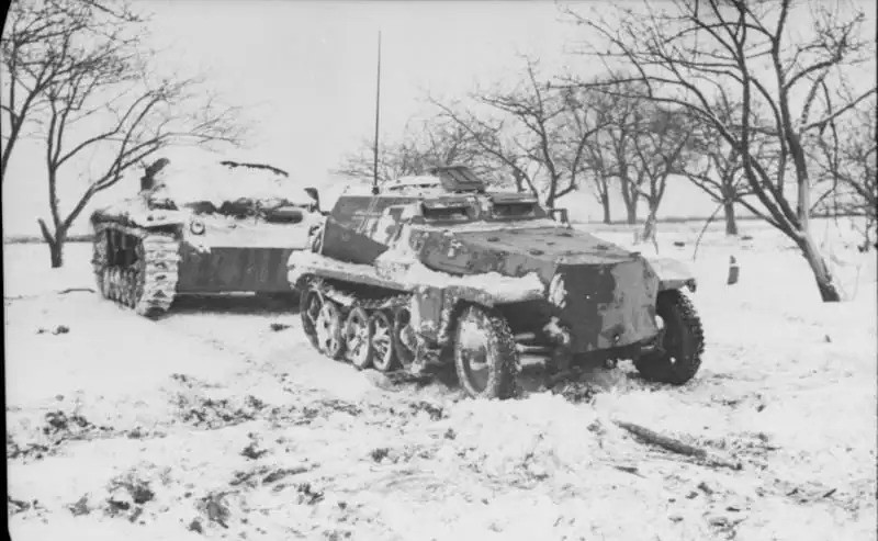 Mua dong dang so khien 3 trieu quan Duc tham bai truoc Lien Xo?-Hinh-5