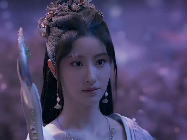 Mao Hieu Tue bi che kem sac khi vao vai Lieu Mong Ly-Hinh-4