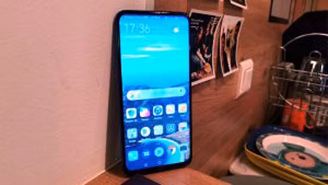 Với camera pop-up nhỏ, kích thước màn hình lớn và chip Kirin 710F, Huawei P Smart Z mang đến cho người dùng trải nghiệm khác biệt.