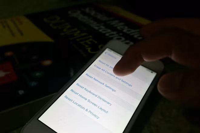 Meo chon iPhone cu dip cuoi nam, tranh hang da bi danh cap-Hinh-4