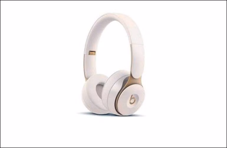  Beats Solo Pro là tai nghe được thiết kế cho những người thích âm thanh lớn và âm bass lớn, liên kết với trợ lý giọng nói Siri và tận hưởng tính năng giảm tiếng ồn rất hiệu quả./.