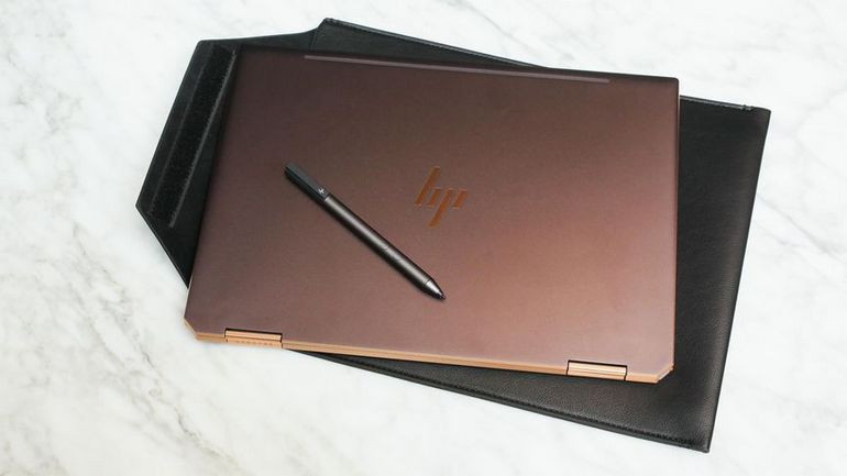 HP Spectre x360 (13 inch, bản 2019) là một trong những chiếc máy tính xách tay hybrid siêu di động thời điểm hiện tại với thiết kế sang trọng, tỉ mỉ, pin bền bỉ.