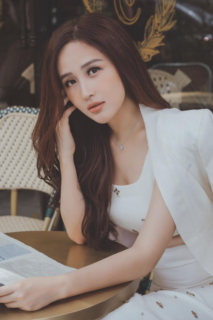 Mai Phuong Thuy tu tin khoe sac voc du can nang 71 kg