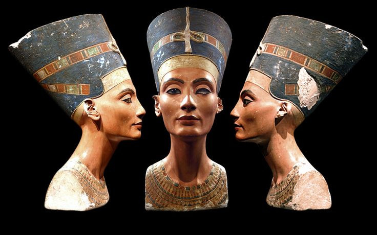  8. Hình tượng của bà vẫn còn sống mãi. Dù đã hàng nghìn năm trôi qua, hình ảnh của Nefertiti vẫn là biểu tượng của vẻ đẹp và quyền lực. Bà xuất hiện trong nhiều tác phẩm nghệ thuật, văn hóa đại chúng và trở thành cảm hứng cho nhiều thế hệ. Ảnh: Pinterest.