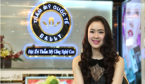 Rạng rỡ với làn da căng mịn sau điều trị.