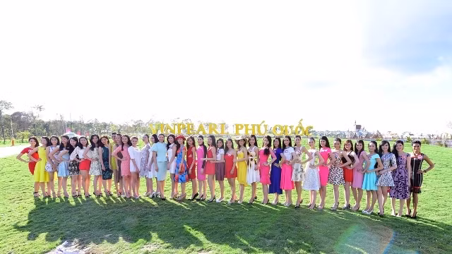 Các thí sinh thẳng tiến về quần thể du lịch, nghĩ dưỡng 5 sao Vinpearl Phú Quốc – nơi diễn ra vòng chung kết từ ngày 23/11 đến 6/12/2014. 