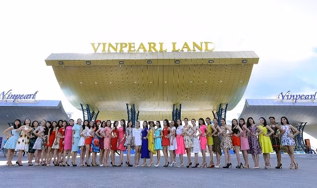 Thiên đường giải trí Vinpearl Land với đầy đủ các hạng mục giải trí dành cho mọi lứa tuổi chào đón các thí sinh khám phá. 