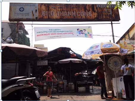 Chợ Thành Công, tháng 10/2014.