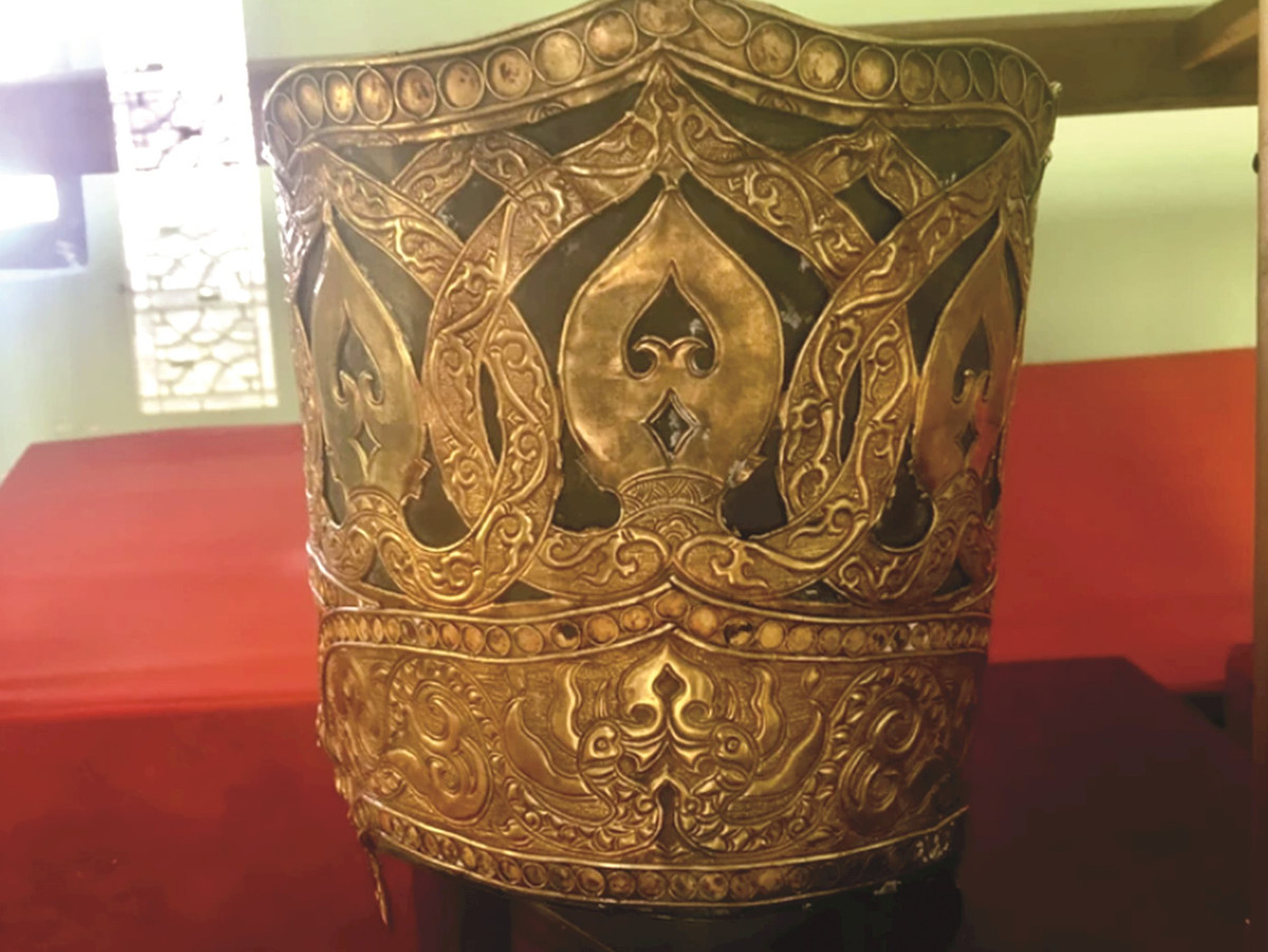 Độc đáo bộ sưu tập cổ vật hoàng tộc Chăm 400 năm tuổi Doc dao bo suu tap co vat hoang toc Cham 400 nam tuoi