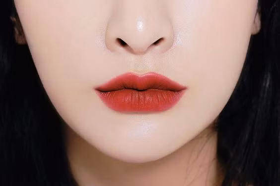  Trong cuộc sống khi bạn ở gần hoặc kết thân với kiểu người này, họ sẽ không từ thủ đoạn để lợi dụng, vì vậy hậu vận cũng không gặp nhiều may mắn. Đặc biệt, kiểu người này thường khá trắc trở trong đường tình duyên dễ cô độc khi về già. (* Thông tin chỉ mang tính tham khảo, chiêm nghiệm.)