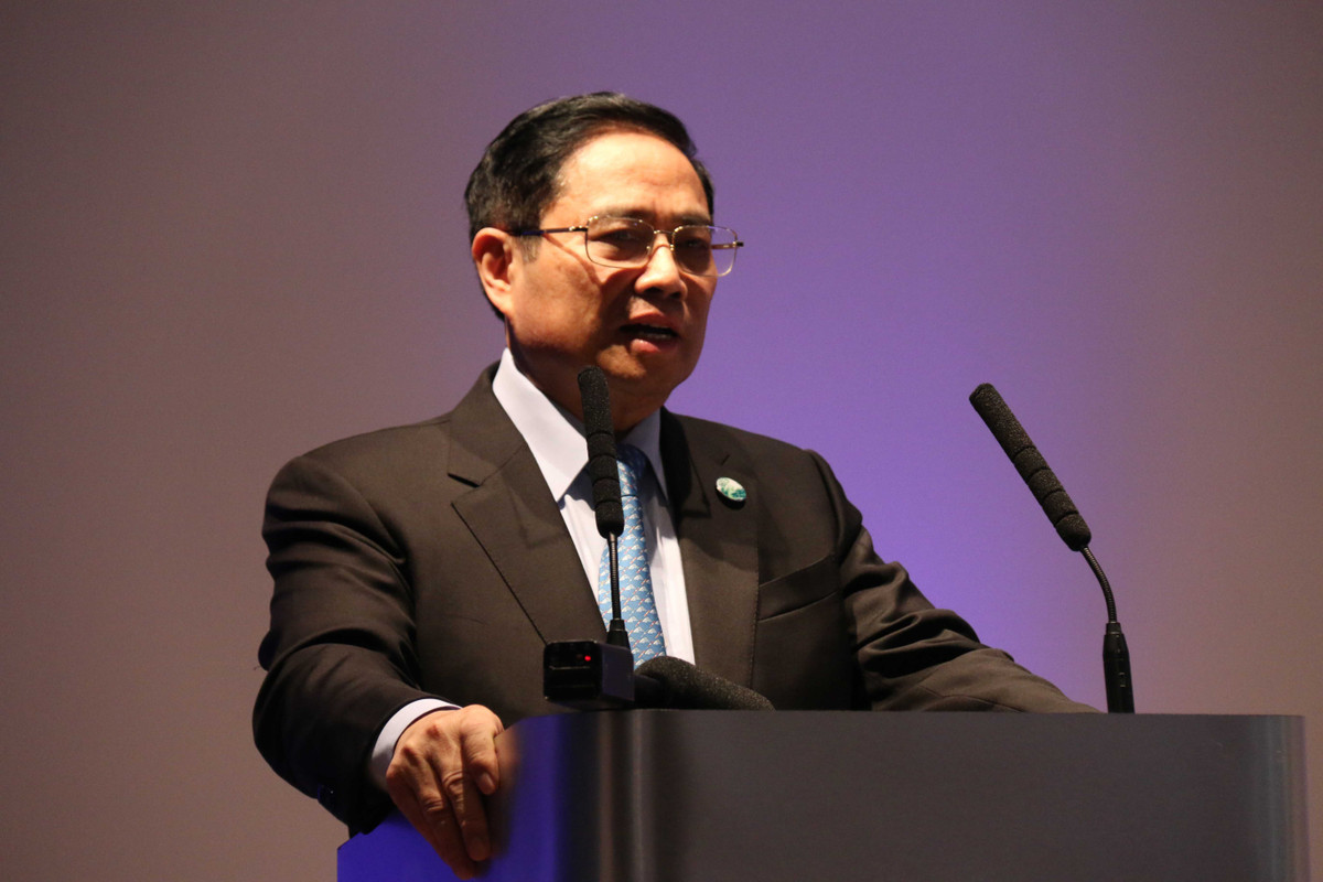 Thu tuong: “Khong danh doi moi truong de theo duoi tang truong“