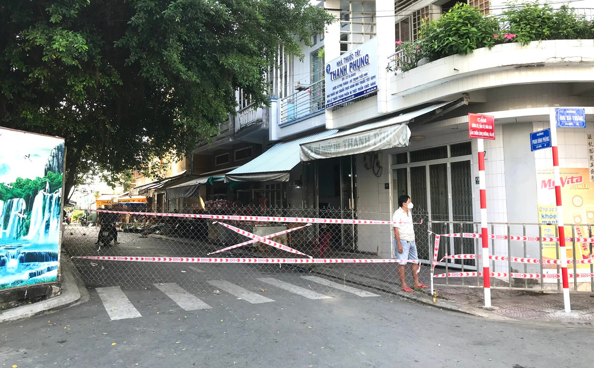 Nhieu noi o mien Tay nang cap do dich vi F0 cong dong tang-Hinh-2