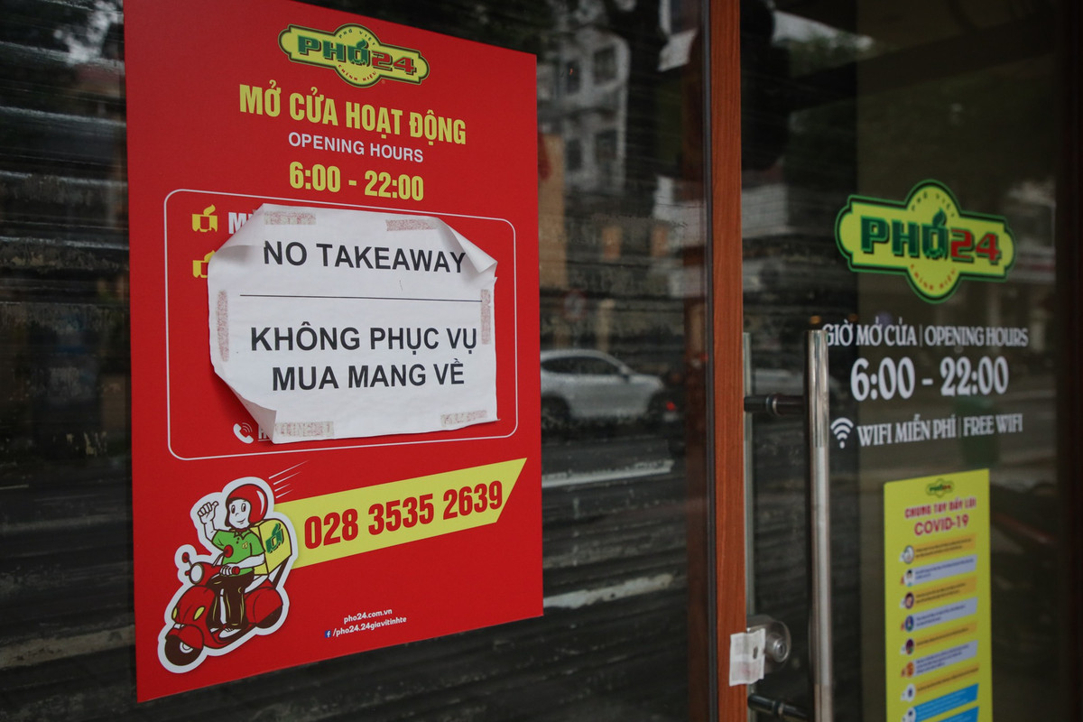 Phở 24 vẫn đóng cửa, không phục vụ bán mang về dù TP.HCM đã cho phép bán tại chỗ.