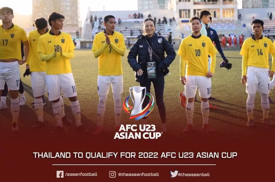 Duoc U23 Lao “tang” ve, U23 Thai Lan an mung nhu vo dich chau A-Hinh-2