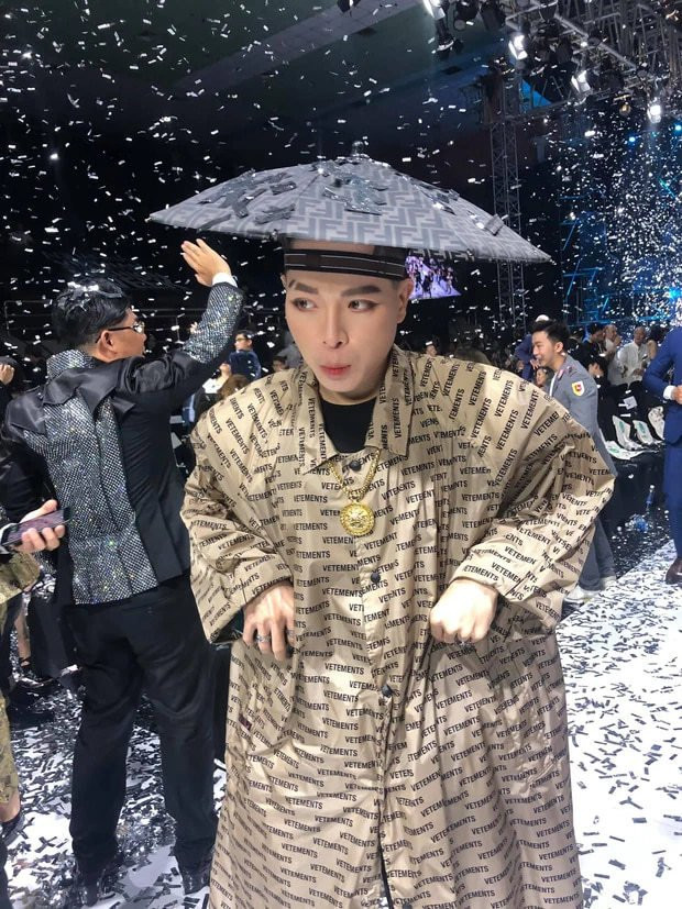 Sao Việt và những món phụ kiện khó hiểu - Hình 5 Sao Viet va nhung mon phu kien kho hieu-Hinh-5