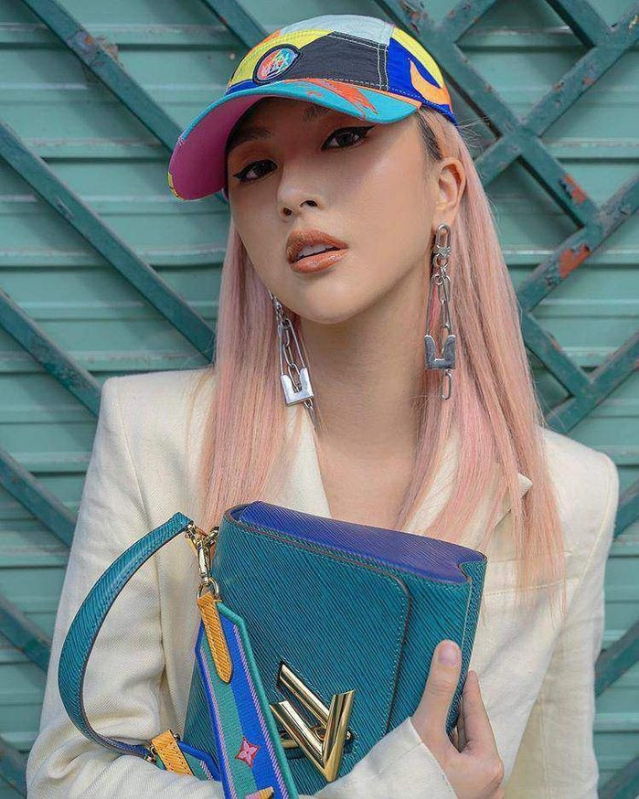 Sao Việt và những món phụ kiện khó hiểu - Hình 8 Sao Viet va nhung mon phu kien kho hieu-Hinh-8