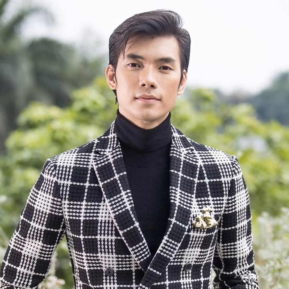 Nam than Vbiz pham dieu toi ky khi nhac toi dam cuoi Hyun Bin