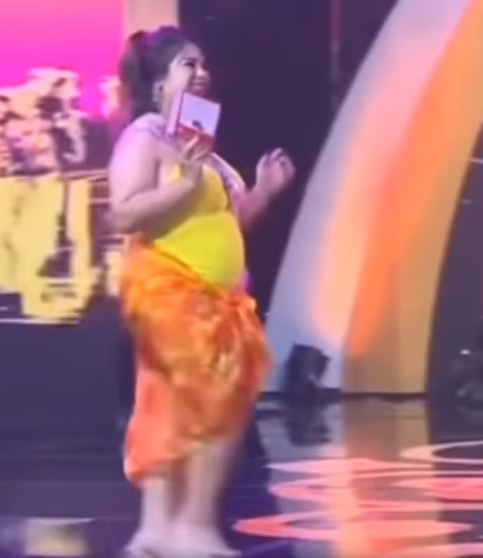 Thi sinh om bung bau 6 thang di thi hoa hau-Hinh-5