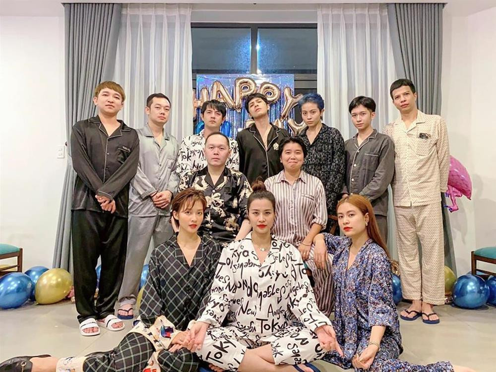 Nong: Mot ngoi sao dinh dam Vbiz sap len xe hoa?-Hinh-11