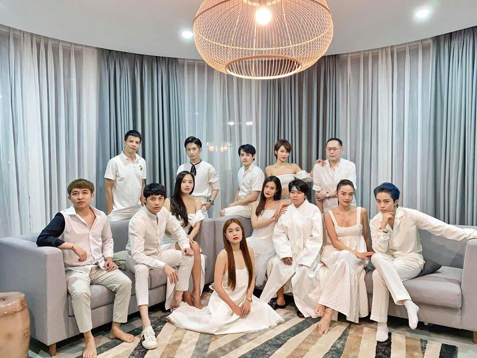 Nong: Mot ngoi sao dinh dam Vbiz sap len xe hoa?-Hinh-16