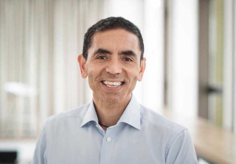 Cau chuyen tro thanh ty phu cua nguoi dung sau vac xin ngua Covid-19