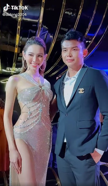 Dan my nhan Viet len do di quay: Phuong Trinh dien nguyen vay cuoi-Hinh-3