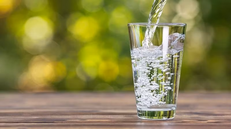 7 cách đơn giản giúp giảm tiết mồ hôi, ngăn mùi viêm cánh hiệu quả - Hình 2 7 cach don gian giup giam tiet mo hoi, ngan mui viem canh hieu qua-Hinh-2