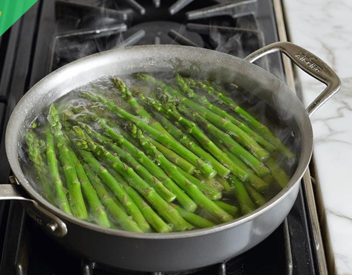 5 loai rau can chan qua nuoc soi truoc khi xao de khong ruoc benh-Hinh-3