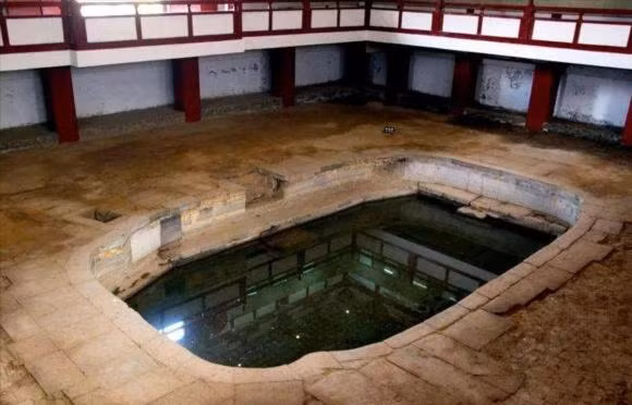 Khi Hoang de tam, ai se la nguoi phuc vu?-Hinh-3