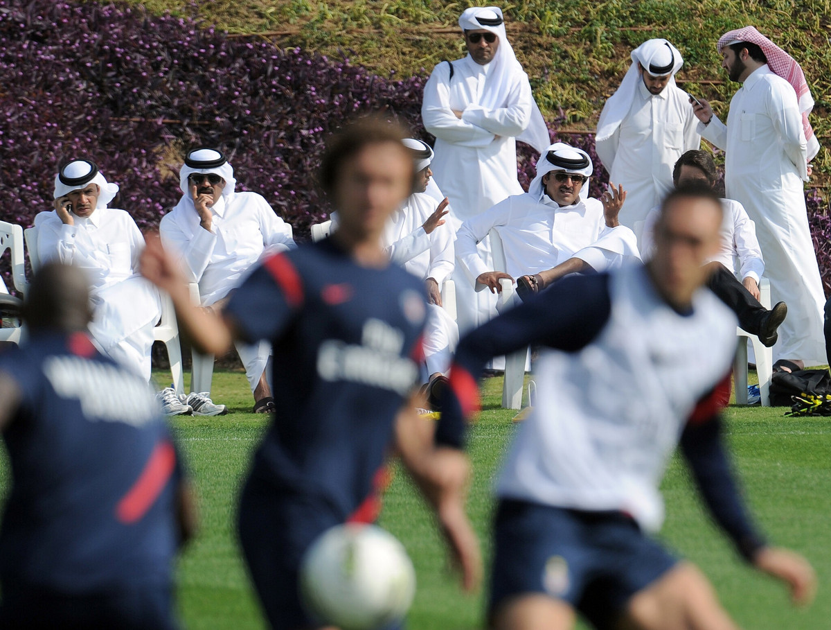 Nhung thuong vu ‘dot tien’ vao bong da cua cac dai gia Trung Dong-Hinh-3