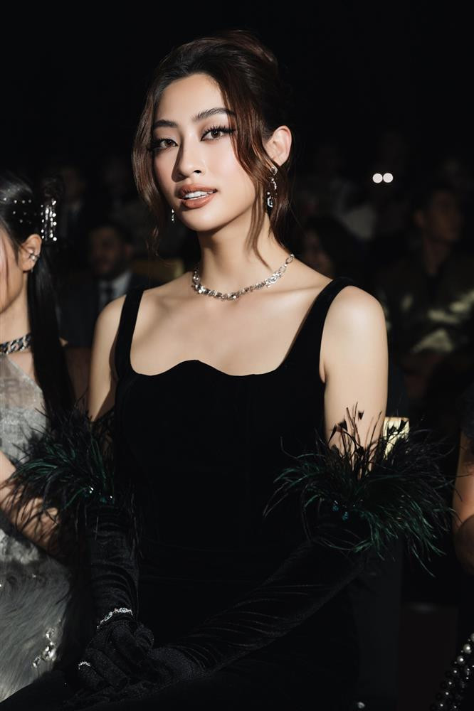 Anh 'bi tag' de lo nhan sac that Luong Thuy Linh-Hinh-5