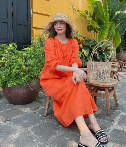 5 kieu vay mua he khien sao Viet me man hack tuoi-Hinh-2