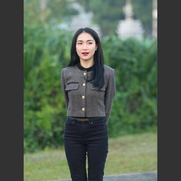 Dung hang hai dan em 9X, Ha Ho the hien dang cap nu hoang-Hinh-5