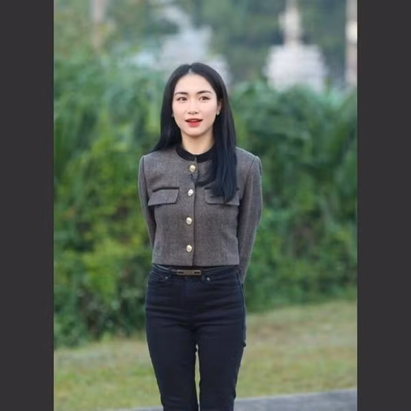 Dung hang hai dan em 9X, Ha Ho the hien dang cap nu hoang-Hinh-5