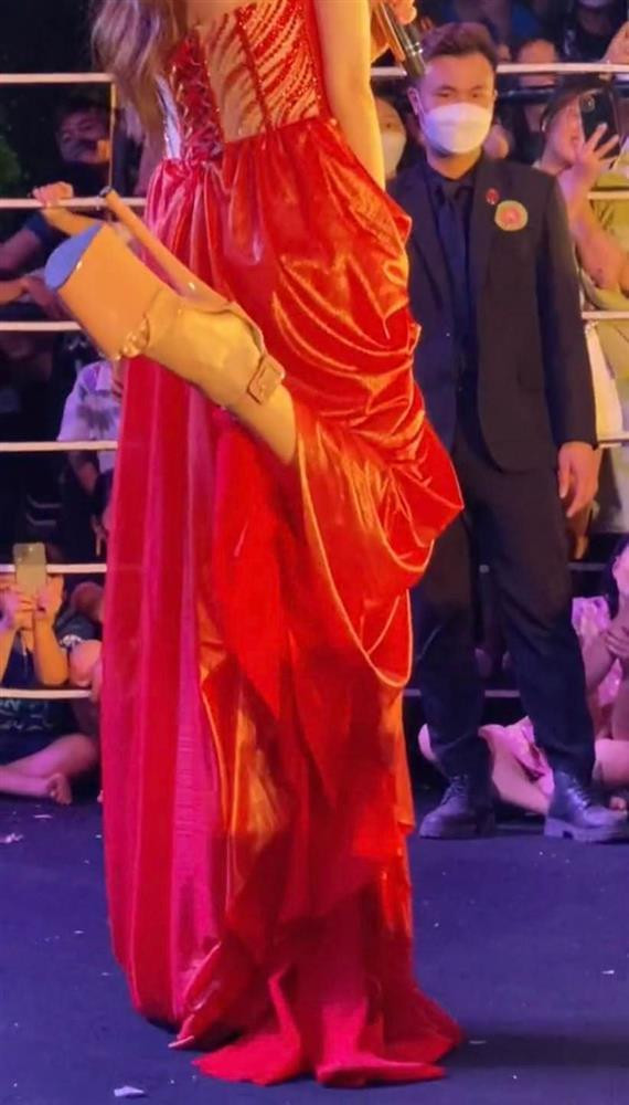 Hoa Minzy khien dan mang bat ngua nho chieu 'an gian'-Hinh-2