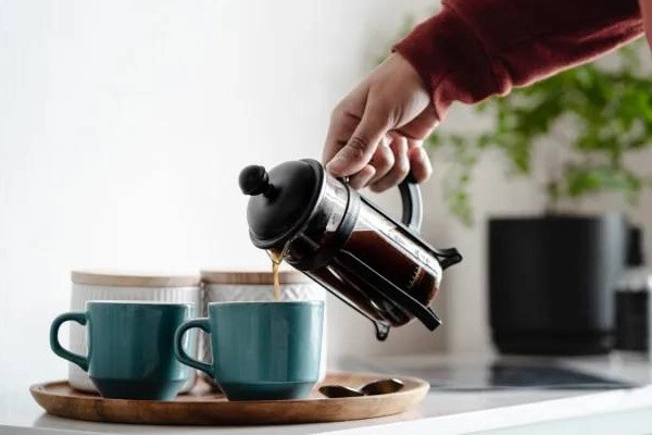 Uong ca phe theo 2 cach nay co the rut ngan cuoc song