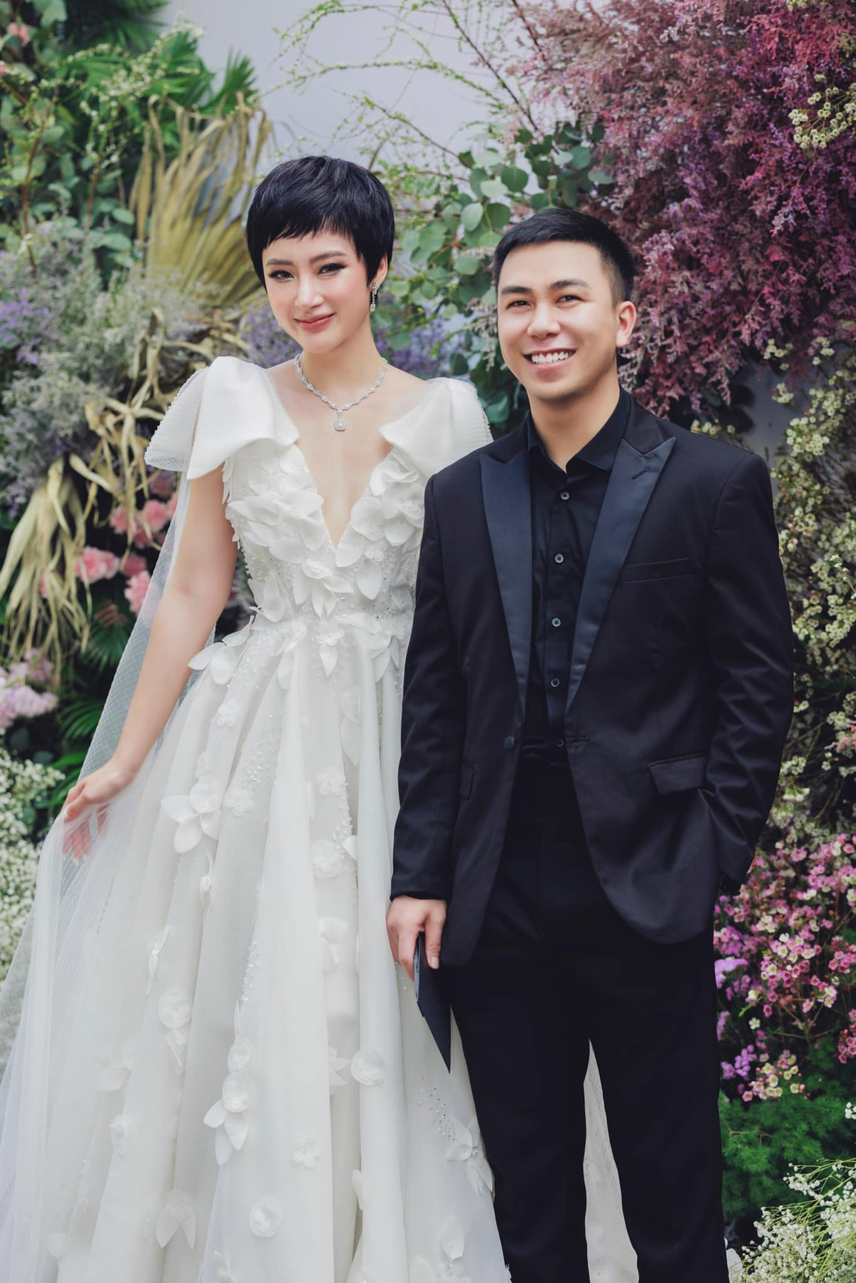 Angela Phương Trinh tuyên bố trở lại showbiz sau 5 năm Angela Phuong Trinh tuyen bo tro lai showbiz sau 5 nam