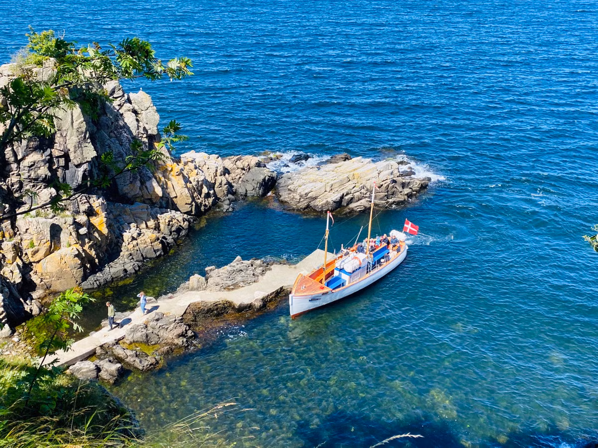 Ngon nui o Na Uy khien co gai Viet phai leo 28 km de check-in-Hinh-8