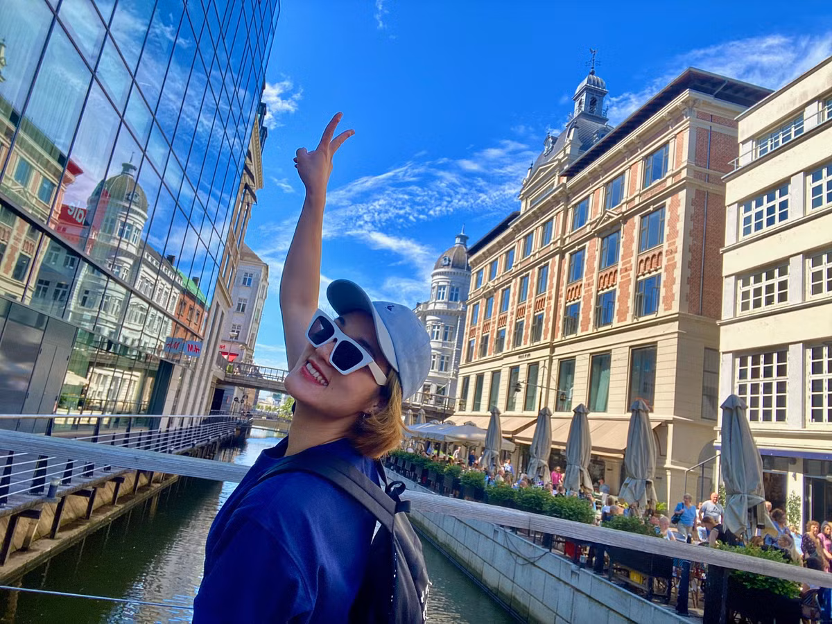 Ngon nui o Na Uy khien co gai Viet phai leo 28 km de check-in-Hinh-7