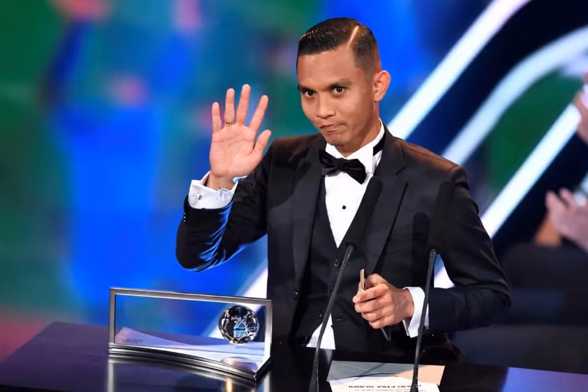 5 lan bong da Malaysia buoc len vu dai the gioi-Hinh-4