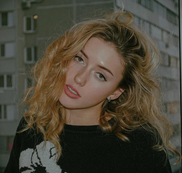 Nguoi dep 17 tuoi cua lang the thao Nga-Hinh-9