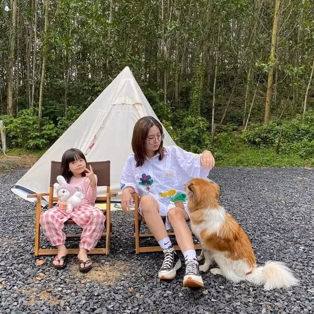 Be gai 6 tuoi noi tieng Anh nhu nguoi ban xu