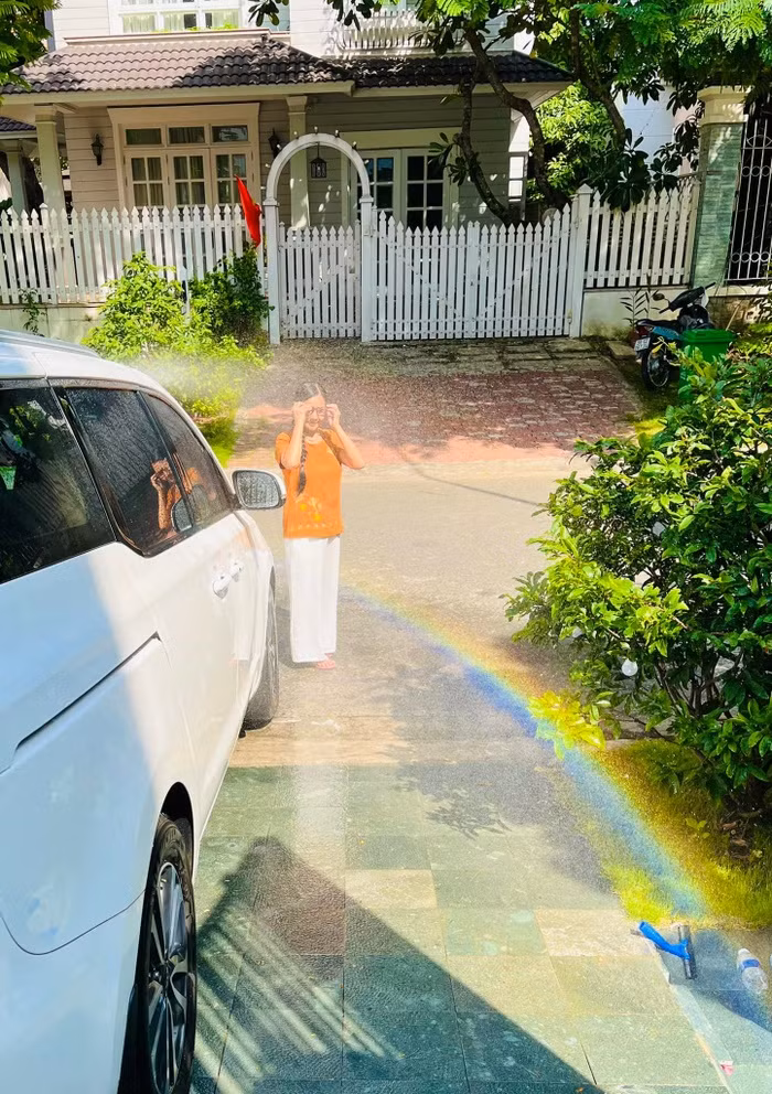 Công Vinh đăng ảnh đời thường, Thuỷ Tiên liền vào phán vội một câu - Hình 4 Cong Vinh dang anh doi thuong, Thuy Tien lien vao phan voi mot cau-Hinh-4