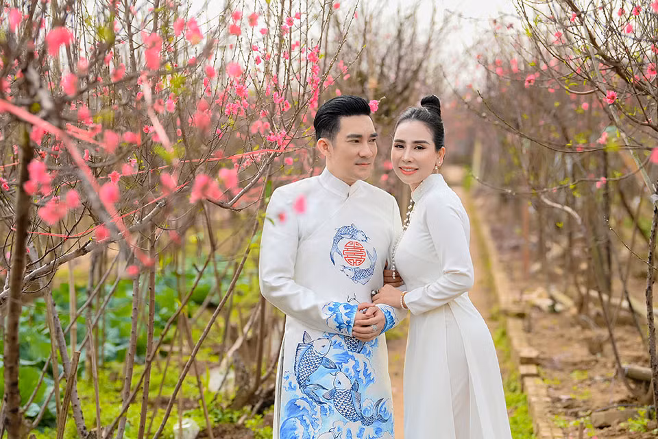 Quang Ha lai Lamborghini 70 ty cho nu CEO nong bong du xuan-Hinh-13