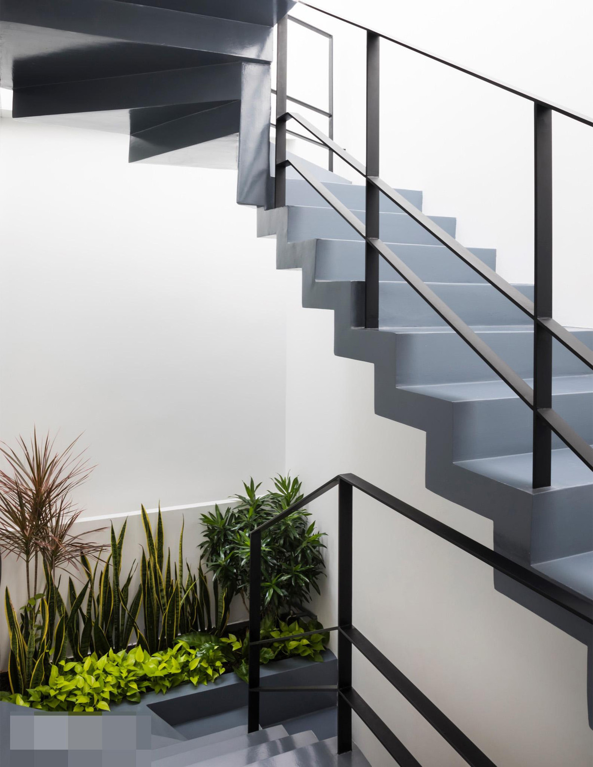 Resort pho an minh sau buc tuong cao va canh cong go-Hinh-10