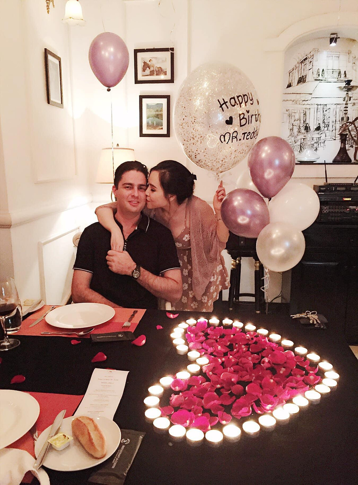 Diễn viên lùn nhất màn ảnh Việt: Chồng tôi hiền, nấu ăn giỏi và sạch sẽ - Hình 6 Dien vien lun nhat man anh Viet: Chong toi hien, nau an gioi va sach se-Hinh-6