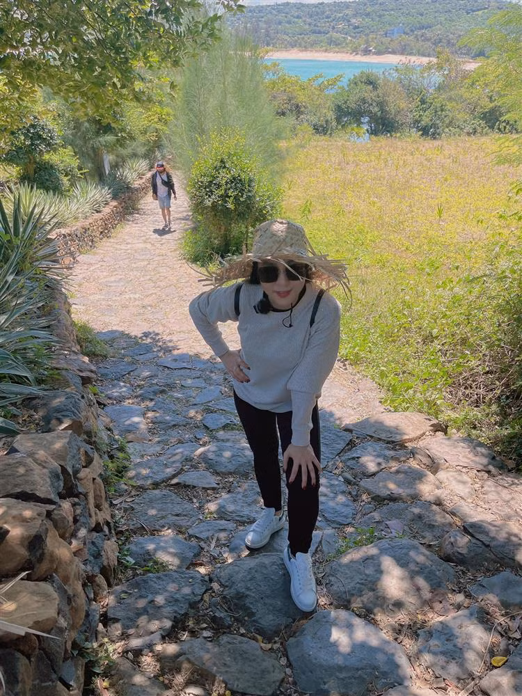 'Vua ca Koi' va Ha Thanh Xuan 'ben nhau khap the gian' truoc cuoi-Hinh-15